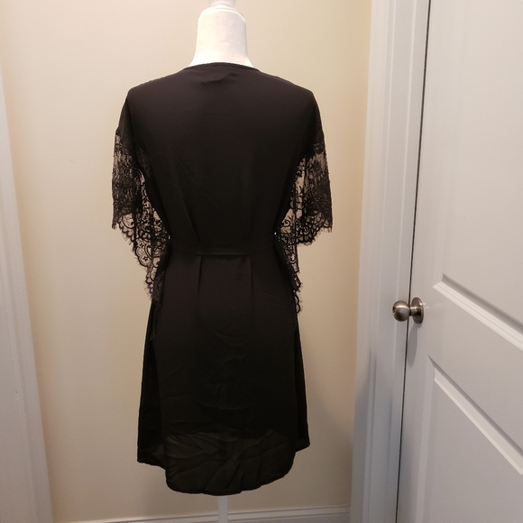 INC Women's Black Lace-Sleeve Chiffon Wrap Robe. - Picture 3 of 5